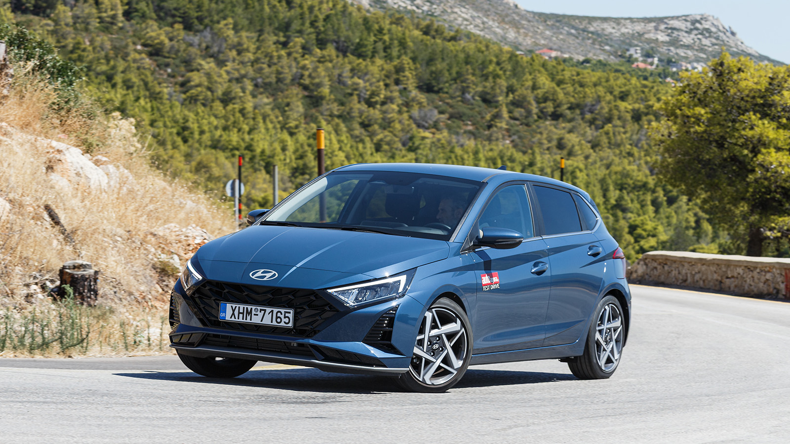 Δοκιμή Hyundai i20 MY2026 90 PS 6MT: Κερδίζει σε τιμή και πρακτικότητα 